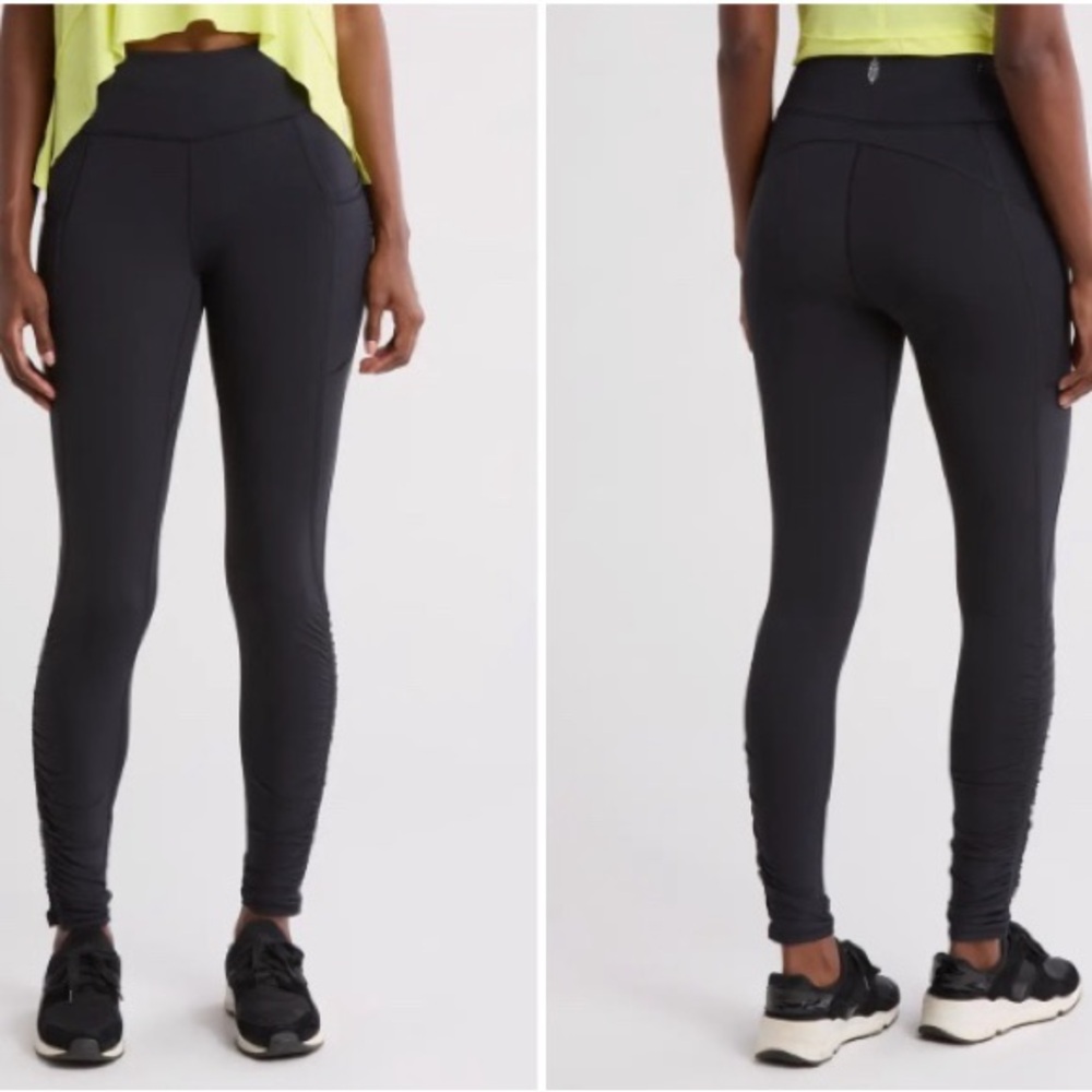 🏷️ NWT FP Movement Wonderland Warmth Black Leggings 🖤 - Picture 3 of 16